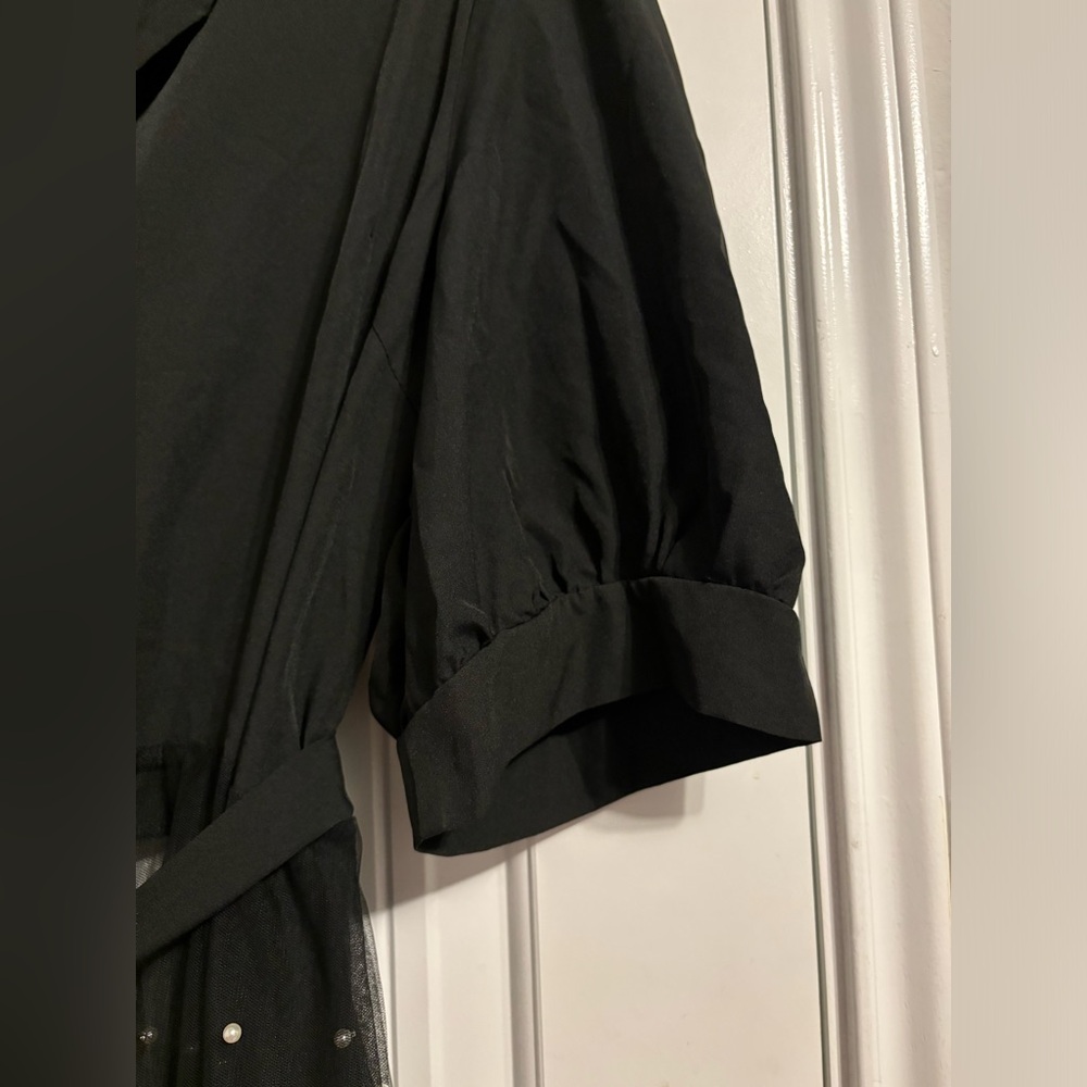 Long, Netted, Button Down Top - Picture 3 of 6